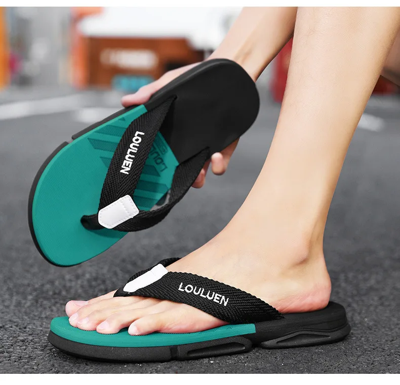Men Summer High Quality Flip Flops Men Beach Slippers Fashion Outdoor Flip Flops Casual Breathable Slippers for Men New Sandals