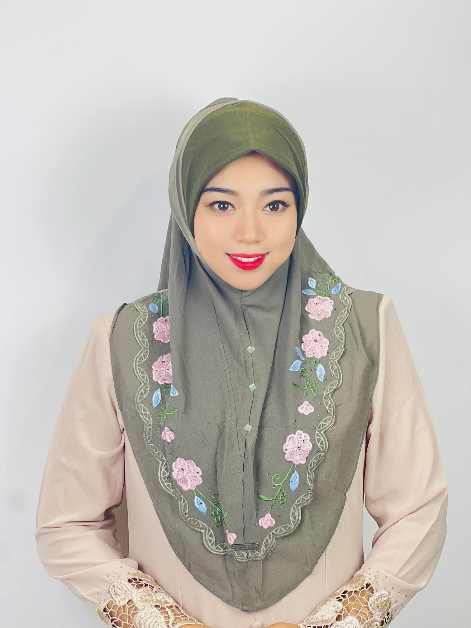 Middle Eastern Turban Double Layer Floral Ethnic Muslim Hijab MultiColor Chiffon Heavy Industry Embroidered Lace Scarf For Women
