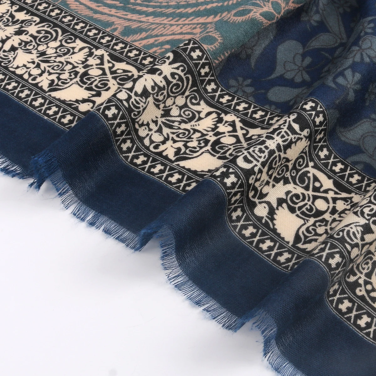 180*85cm Printed Cotton Hijab Muslim Women Soft Scarf Shawls Ethnic Style Rayon Polyester Scarf Winter Scarf Cashmere Hijab