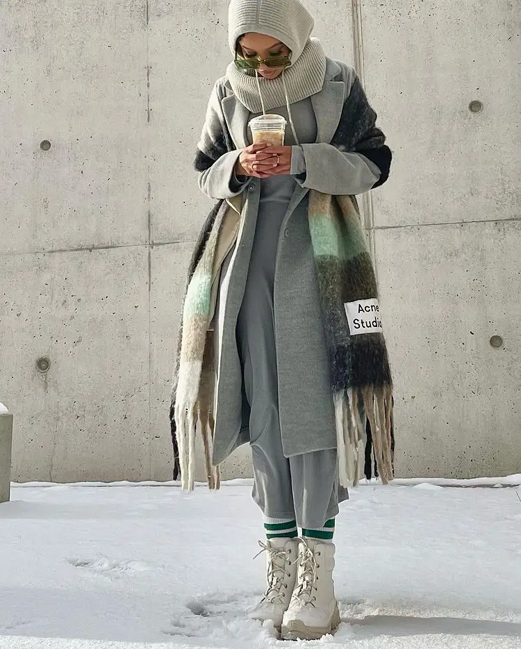 Muslim Knitted Hat Women's Bonnet Helmet Ski Hat Windproof Winter Outdoor Balaclava Knitted Thick One-piece Scarf Warm Hat