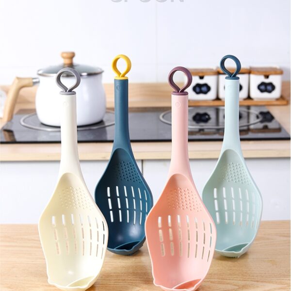 1pc Colander Spoon - Scoop Colander, Plastic Large Soup Strainer Spoon, Strainer Slotted Spoon Kitchen Utensil With Long Handle - Kitchen Supplies, Cookware, Cooking Tools, Kitchen Gadgets, Food Strai
