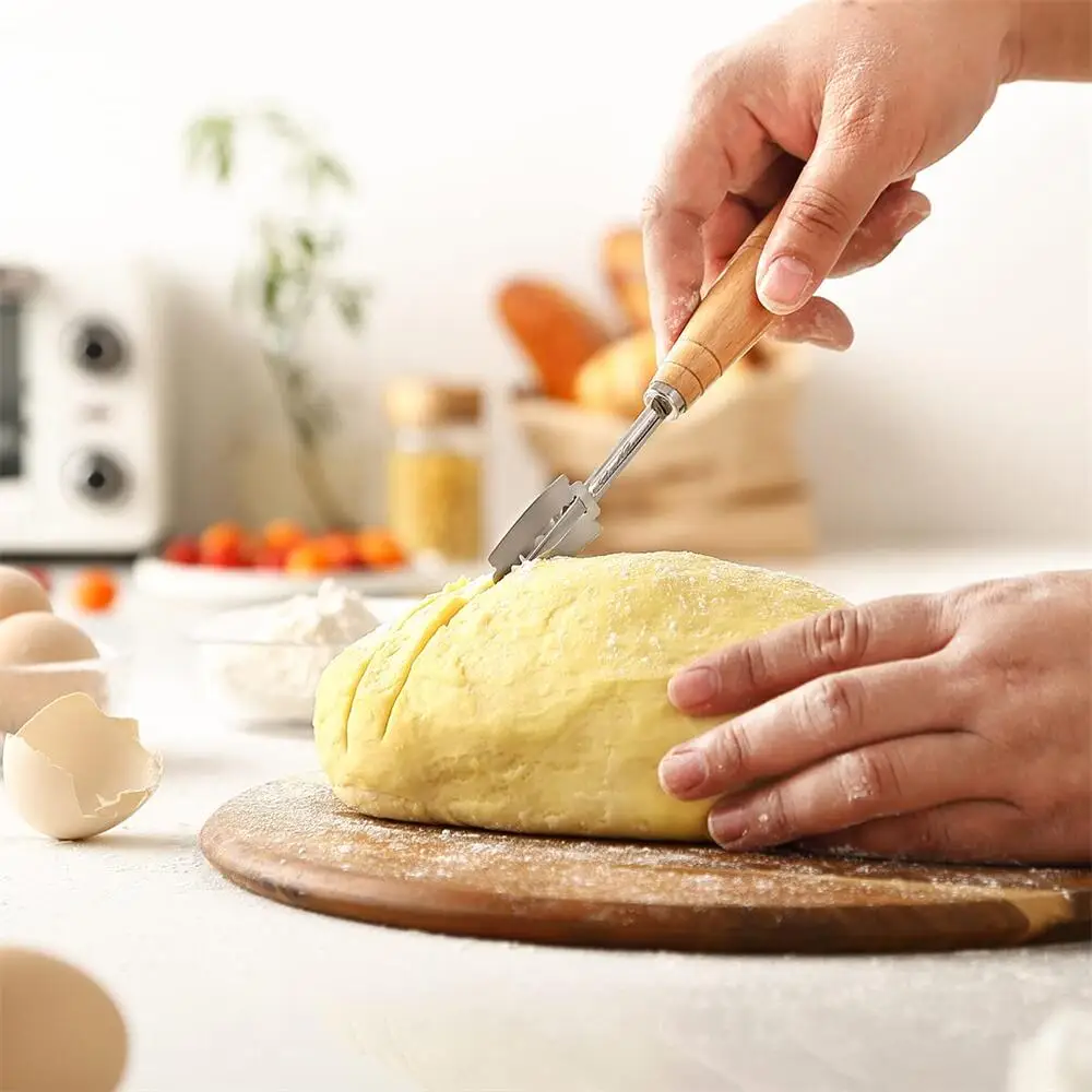 Wooden Handle Sourdough Bread Scoring Lame Bread Slashing Tool With 5Pcs Blades Bakers Lame Dough Scoring Knife