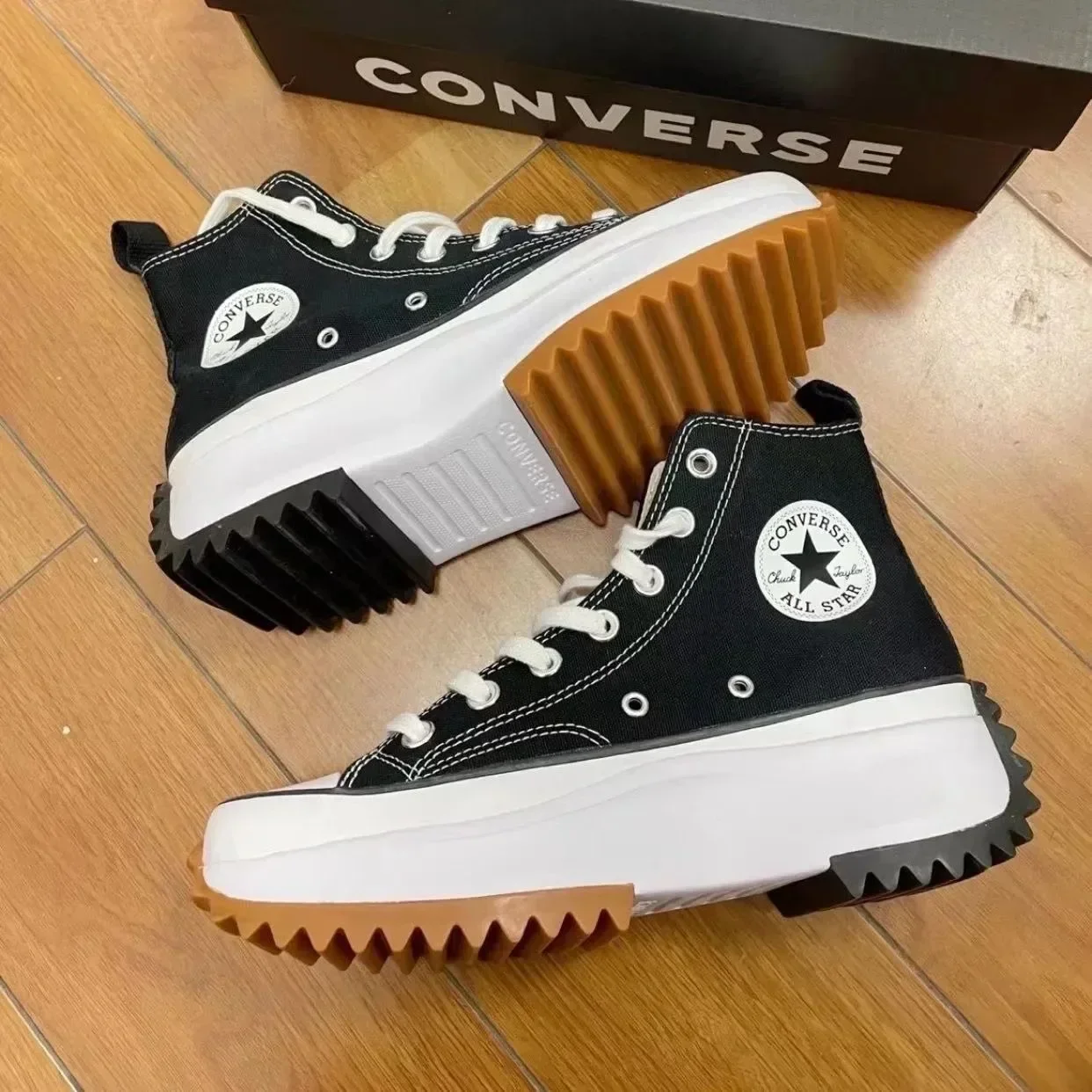 Converse Run Star Hike Men and Women Skateboarding Shoes Outdoor Lightweight Wear-resistant Vintage Sneaker black Converse Run Star Hike Men and Women Skateboarding Shoes Outdoor Lightweight Wear-resistant Vintage Sneaker black